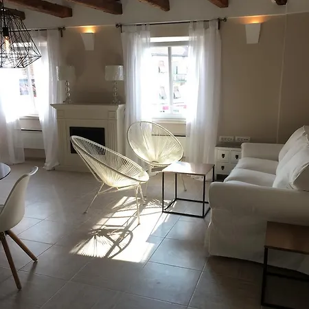 شقة Bellavista Attic إيزولا