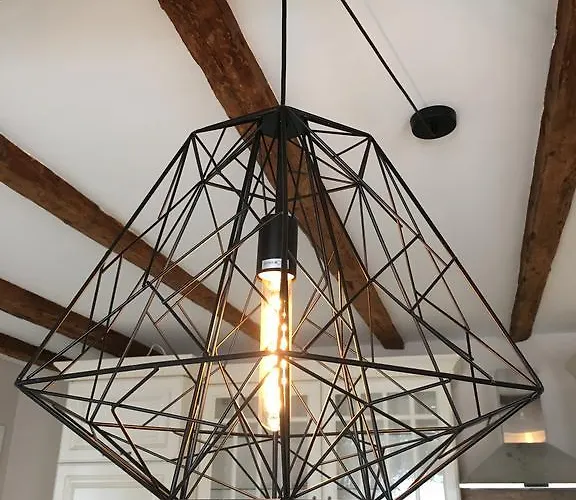 Bellavista Attic アパート