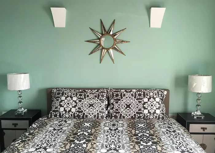 Bellavista Attic アパート イゾラ