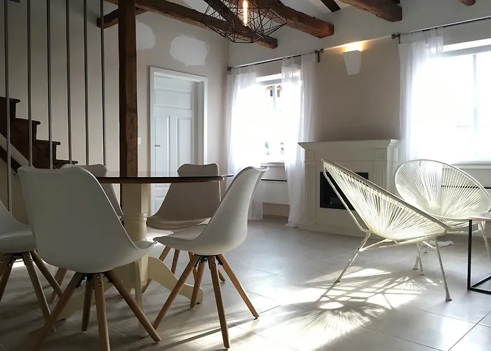 アパート Bellavista Attic