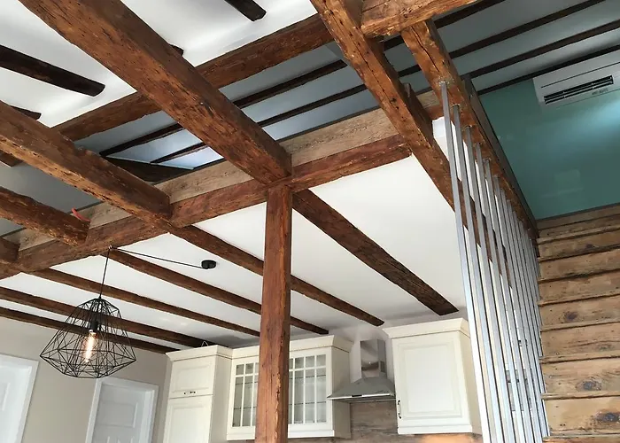 Bellavista Attic アパート イゾラ