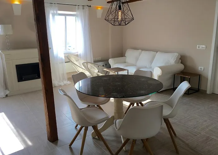 アパート Bellavista Attic