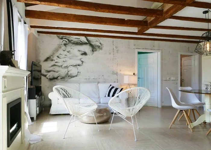 Bellavista Attic アパート イゾラ